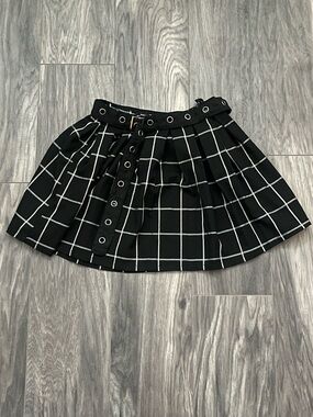Hot Topic Black & White Plaid Pleated Skirt | Women